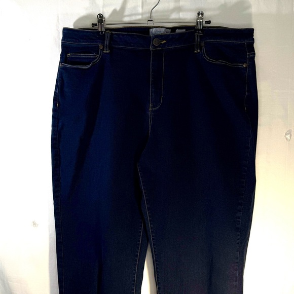 Coldwater Creek Denim - Coldwater Creek The Creek Mid Rise Size 18 Stretch Comfort Straight Jean.